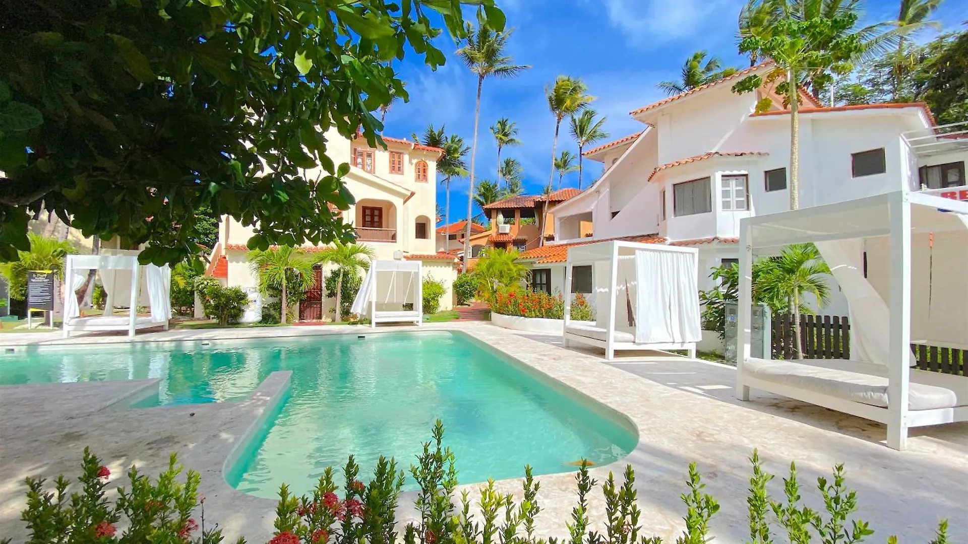 Hotel Los Corales Villas And Suites - Beach Club, Spa, Restaurants Punta Cana